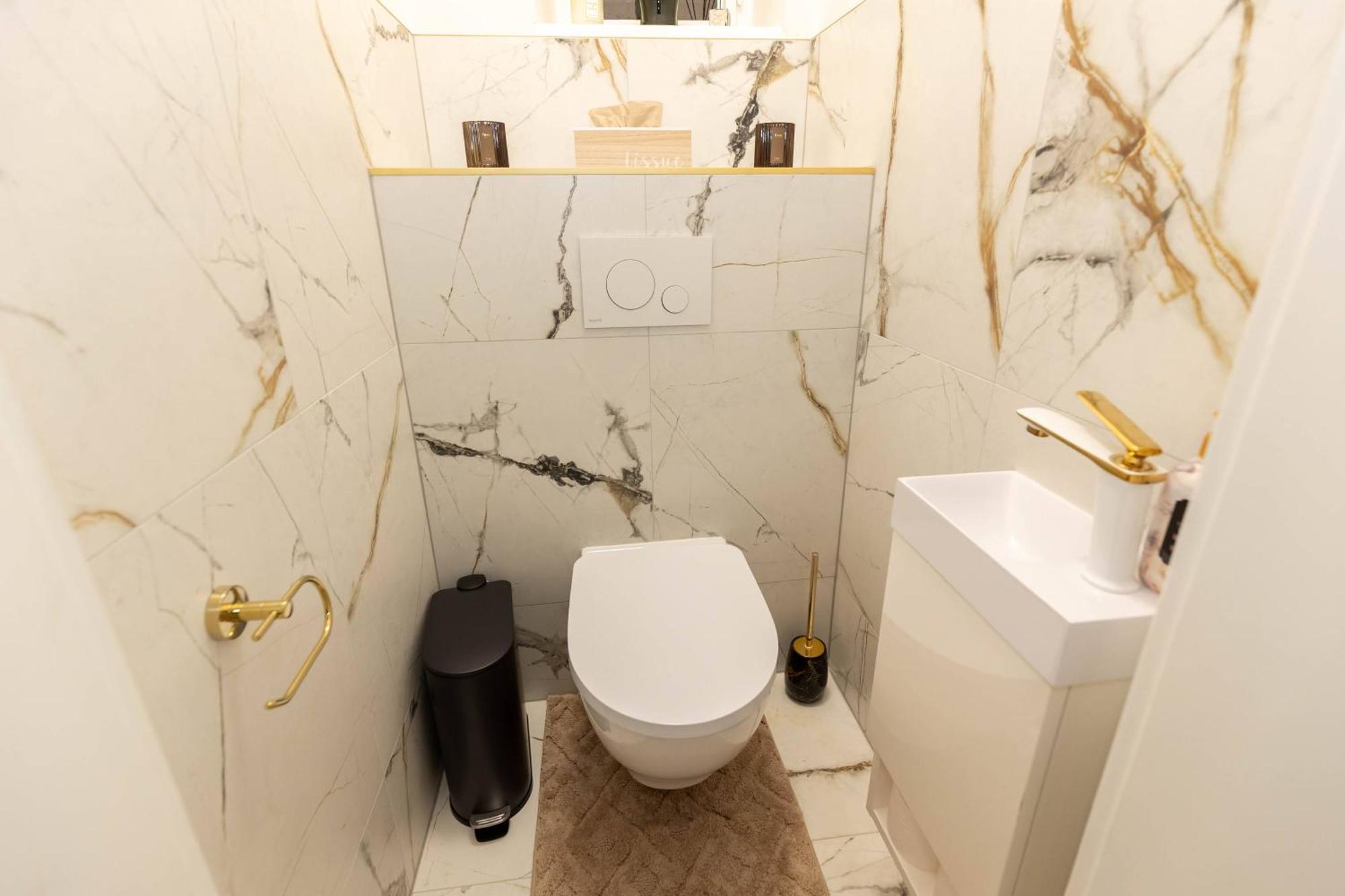 New, Stylish And Spacious Apartment Bratislava Eksteriør bilde