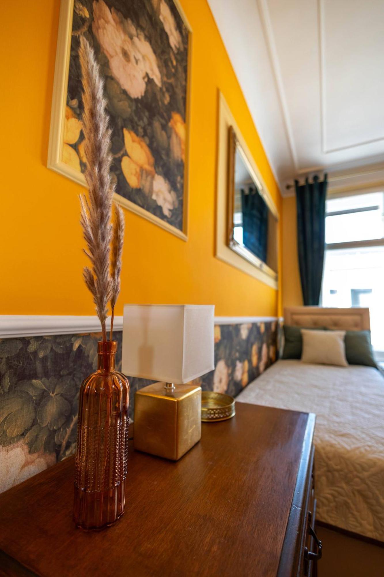 New, Stylish And Spacious Apartment Bratislava Eksteriør bilde