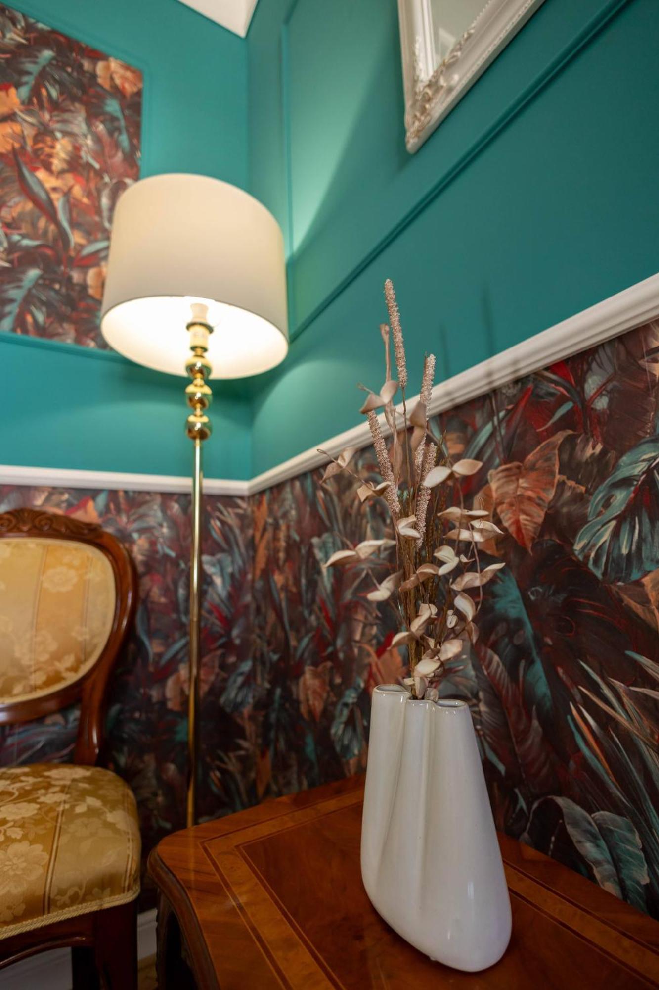 New, Stylish And Spacious Apartment Bratislava Eksteriør bilde